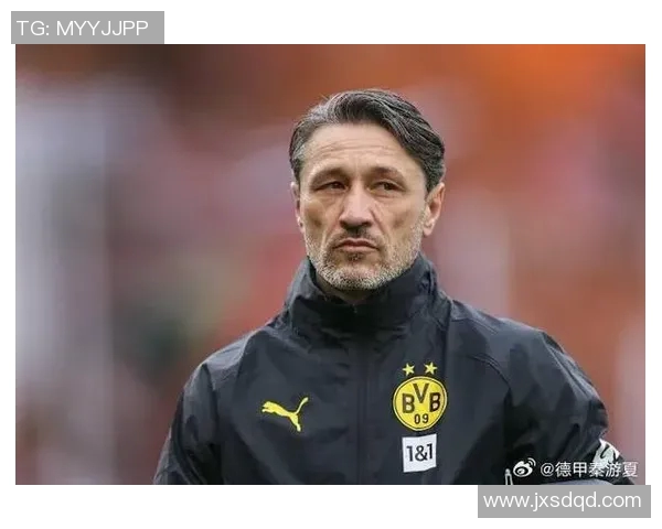 足球明星剃眉毛的时尚潮流与个性表达探讨 足球明星剃眉毛的时尚潮流与个性表达探讨