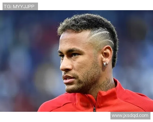 足球明星发型大盘点这些造型让你瞬间变身球场焦点 足球明星发型大盘点这些造型让你瞬间变身球场焦点