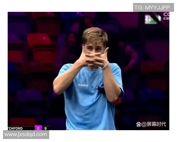 模仿足球明星搞笑视频大挑战让你捧腹大笑的精彩瞬间合集