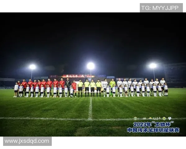 多位国际足球明星即将加盟中国联赛提升足球水平和关注度