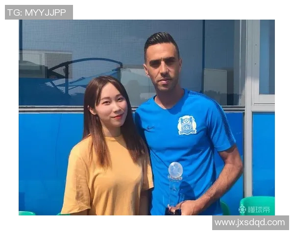 街头采访揭示球迷心声足球明星在他们心中的真实形象与影响力 街头采访揭示球迷心声足球明星在他们心中的真实形象与影响力